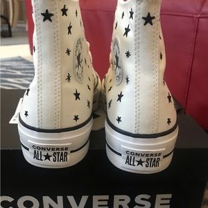 Converse Crystal energy motif stars 8.5